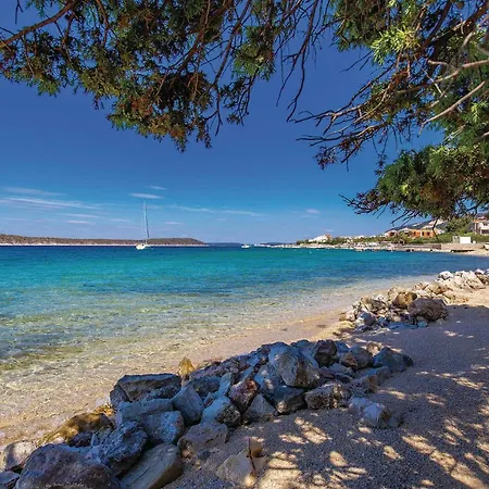 Apartamento Gorgeous In Rab With Wi-fi